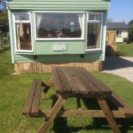 Luxury Mobile Home Near Perranporth Situated On A Quiet Farm Truro Esterno foto